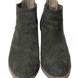 [Womens 9] Olive Green slip-on Ankle boots