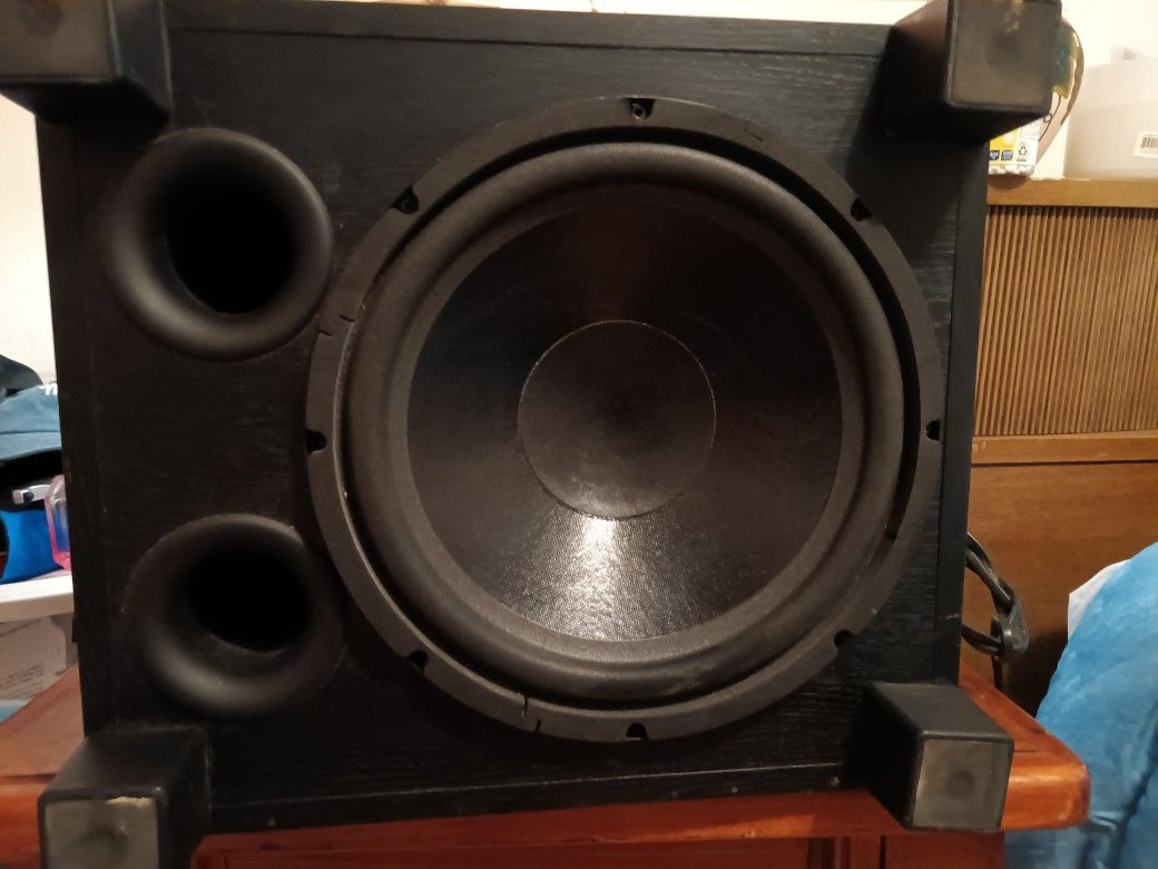 MTX SW2 12" powered subwoofer