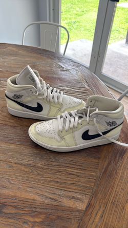 Nike - Air Jordan - Size 10