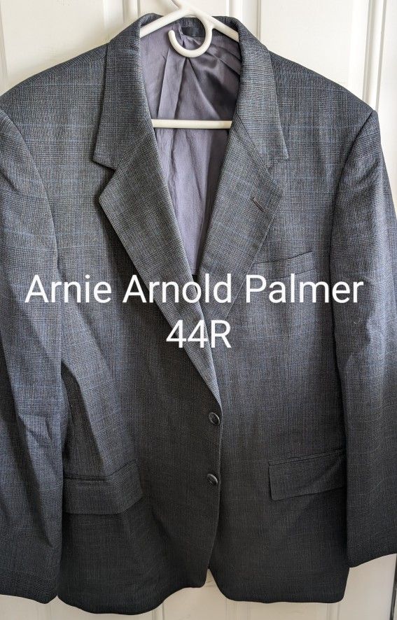 Mens Arnie Arnold Palmer Suit Coat Jacket 44R, Black/Blue Plaid, 1 Vent, 60% Wool, 39% Polyester, 1% Lycra. Style Partial Lining