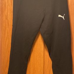 New with tags women’s size L puma athletic pants/leggings