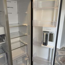 Samsung Bespoke 36” Refrigerator 