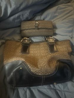 Coach purse and wallet