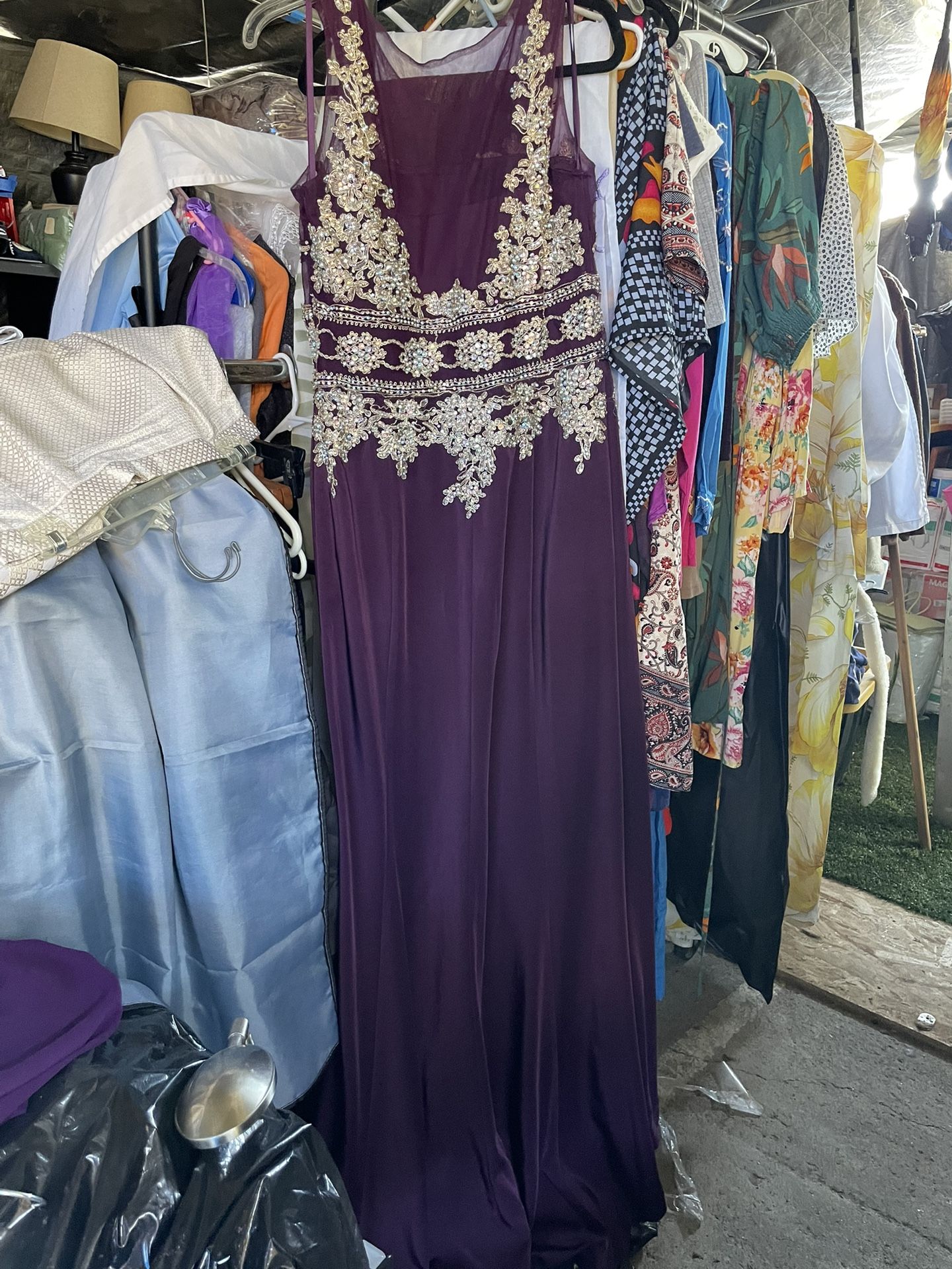 FANCY BURGANDY DRESS LIKE NEW SIZE 14