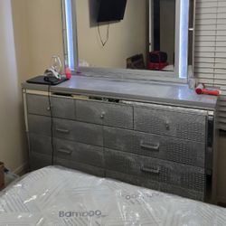 Bedroom Set 