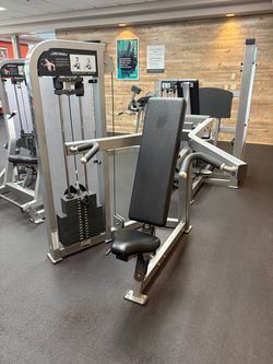 Life Fitness Shoulder Press