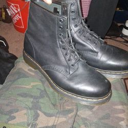 Doc Martens Size11