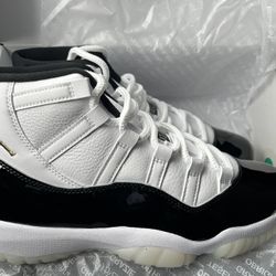 Jordan 11 Gratitude Sz 9