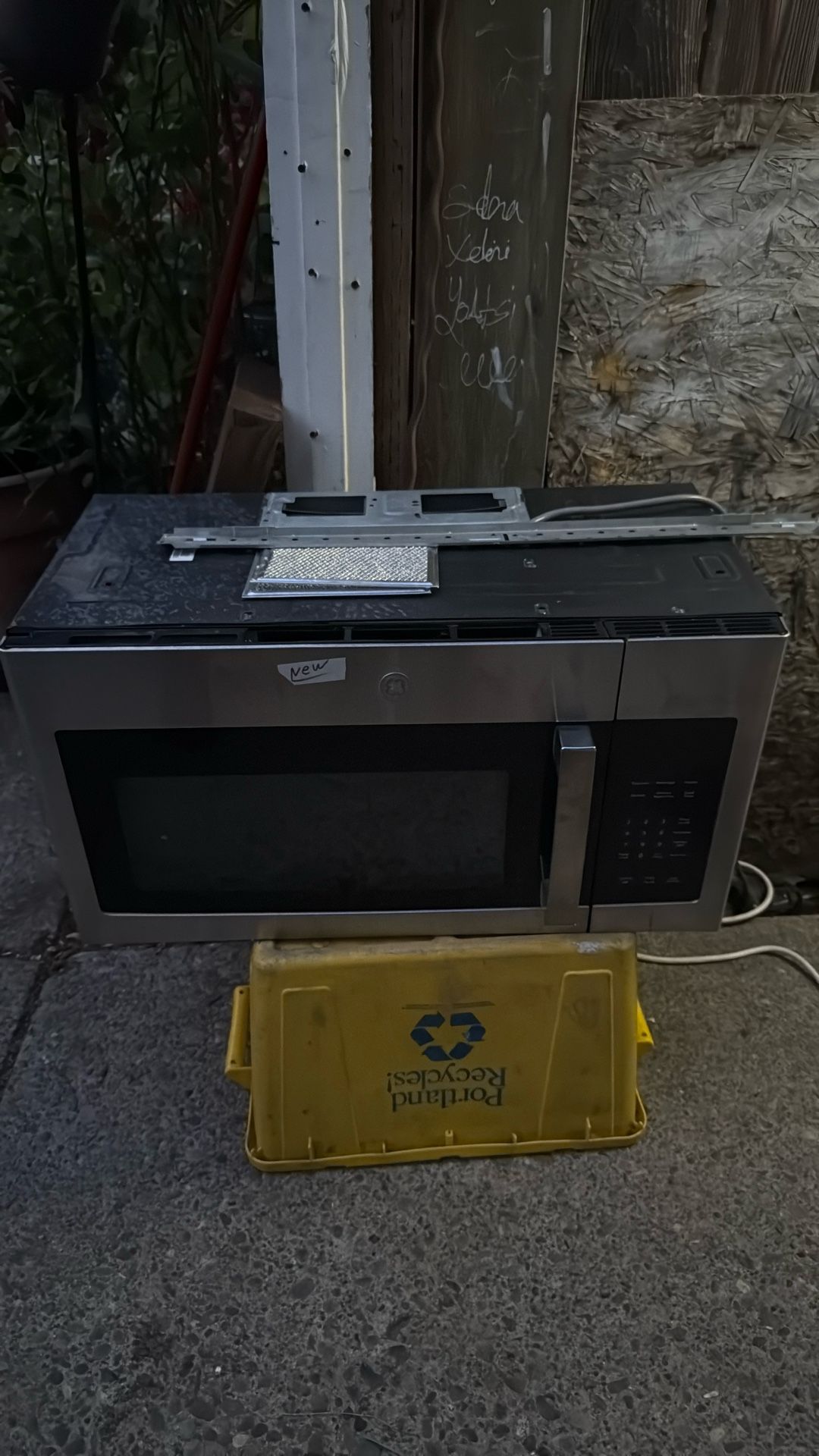 Microwave