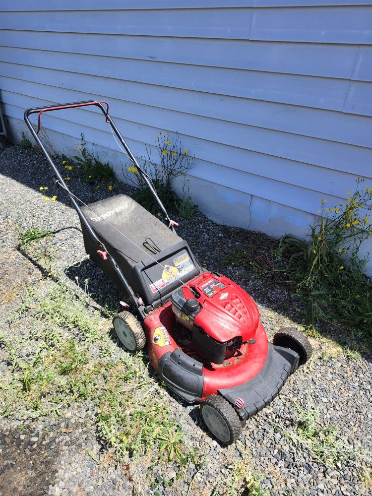 Troy Bilt Lawn Mower 21"