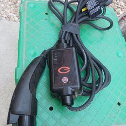 Charger For A Fiat 500 E