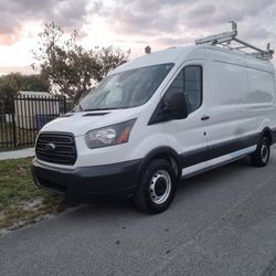 2018, Ford Transit 250