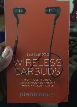 Wireless earbuds