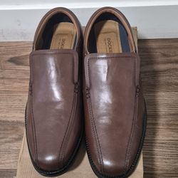 Dockers Size 9