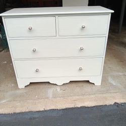Refinished 4-Drawer Wood Dresser 