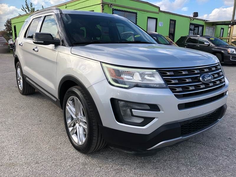 2016 Ford Explorer