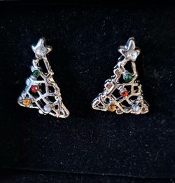 New Vintage Christmas Tree Earrings