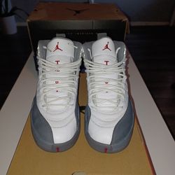 Air Jordan Retro 12s Size 9.5