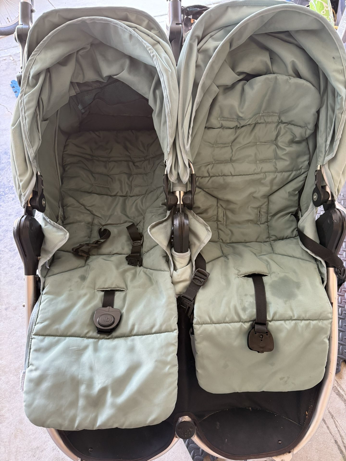 Bumbleride Double Stroller $550