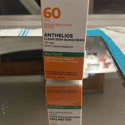 La Roche-Posay Anthelios Clear Skin Dry Touch Face Sunscreen SPF 60.