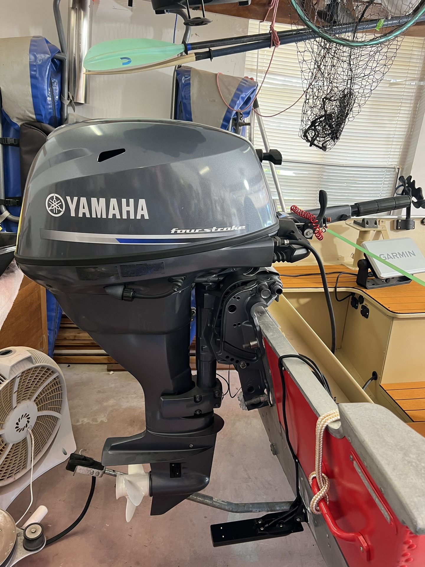 25 HP Yamaha Outboard Motor 20 Hours