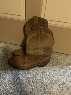 Shyanne Women's 1131BRSHYSLOUCH Cowboy Boot Brown Size 8.5M Boots