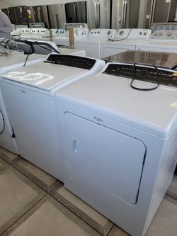 Whirlpool cabrio washer & gas dryer