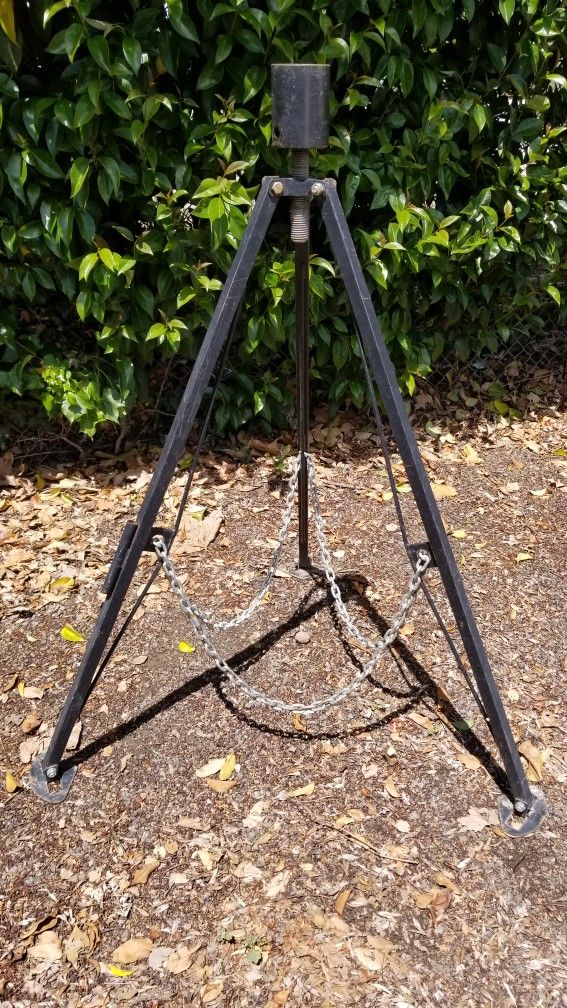 RV Fifth Wheel Kingpin Tripod Stabilizer