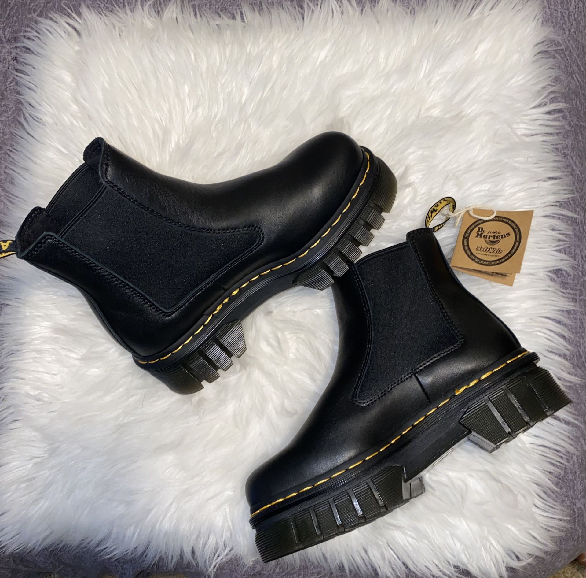 Black Doc Martin Audrick, Chelsea Boots Size 8, Us Size 6 Uk