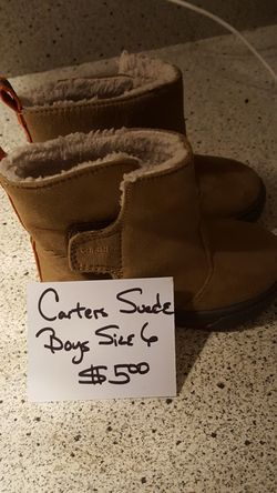 Carter's suede boot size 6