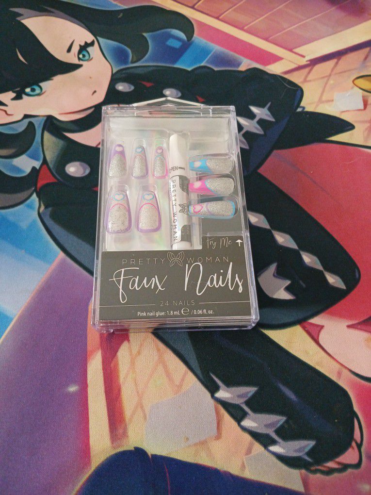Pretty Woman 24 Pc Faux Nails Set Nib Brand New Sealed