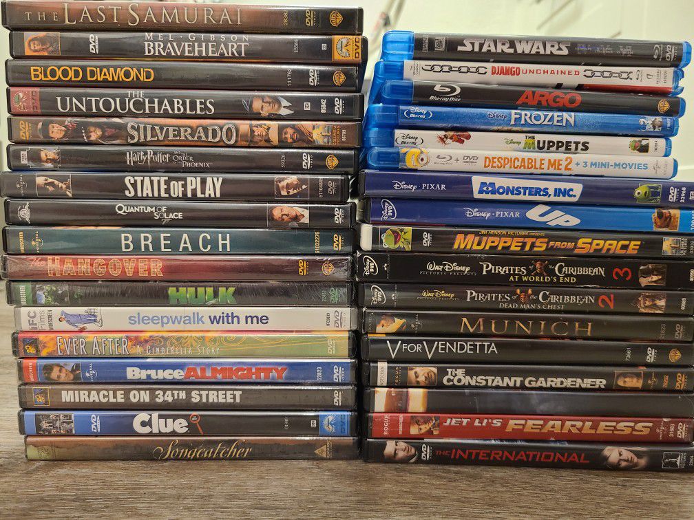70 Dvds And BlueRay 