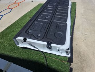Tailgate f250 26 oem