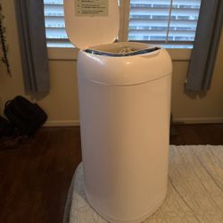 Diaper genie