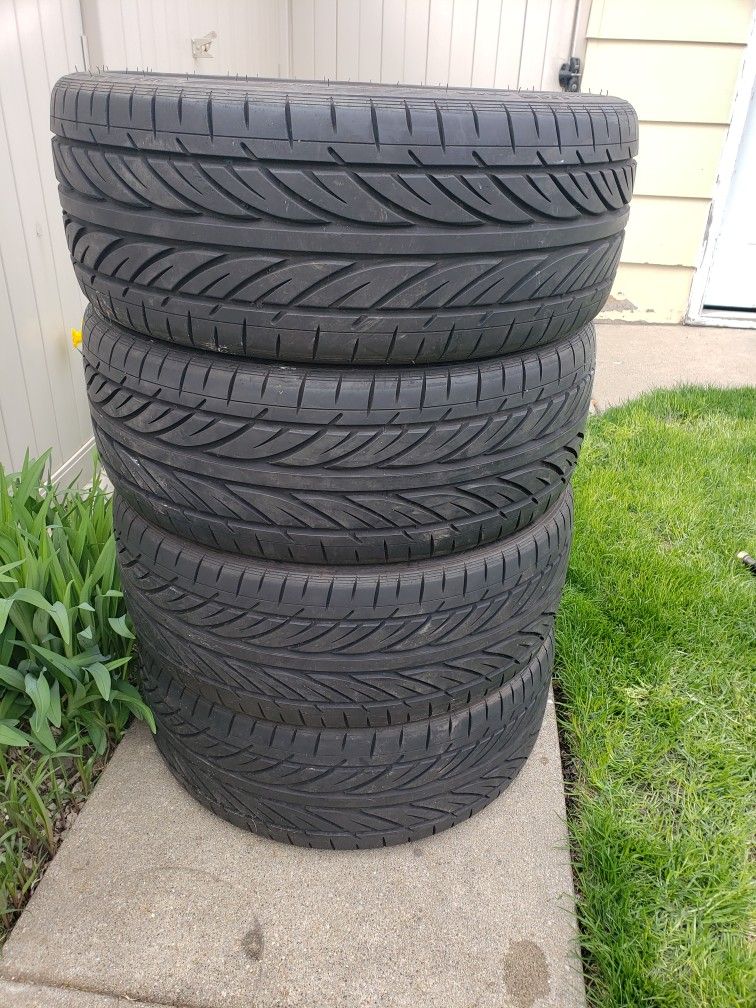 Hankook Ventus V12 Evo Tire Size 225/40zr19