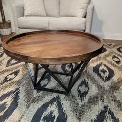 CENTER TABLE & MATCHING SIDE TABLE