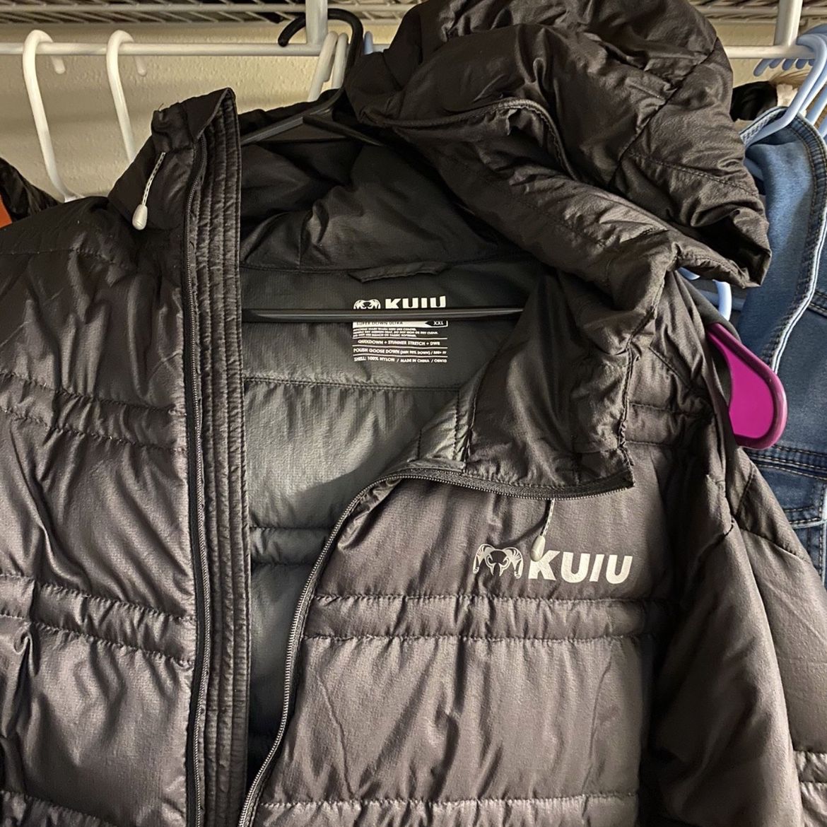 KUIU SUPER DOWN ULTRA HOODED JACKET for Sale in Ridgefield, WA OfferUp