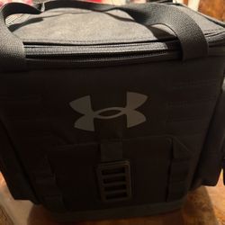 UNDER ARMOUR  Lunch Cooler 12 Cans 