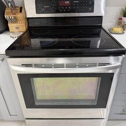 LG Range 4 Elements Working Order