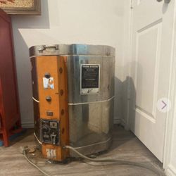 Electric Ceramic Kiln Medium Size With Shelves And Posts