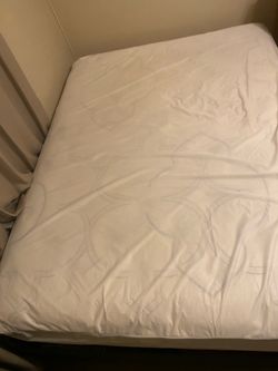 Queen Size Mattress Available for PICK UP ONLY 9/18