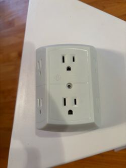GE Multi-Outlet Wall Adapter – White