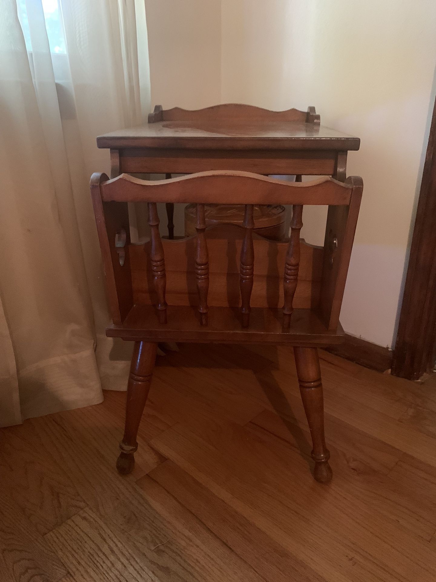 Antique Dresser Side Tables And Lamps 