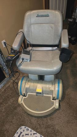 HOVEROUND CHAIR AND CARRIED