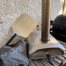OONI Karu 12” like new - beautiful Condition