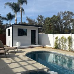 10 ×12 Lean To Modern Office