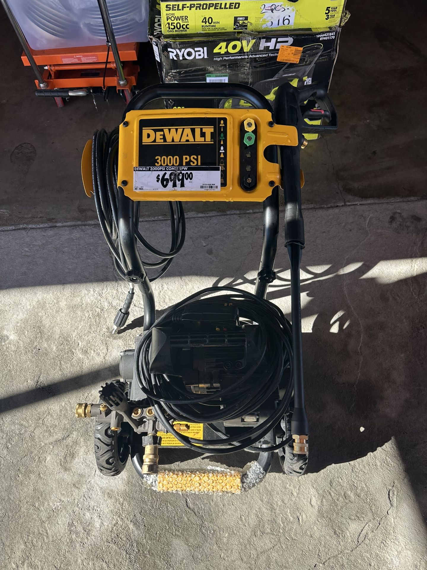 New dewalt 3000psi electric pressure washer. Floor model. Pushing approximately 2000psi. As is. $200. Dont have the desire to look into it. My loss yo