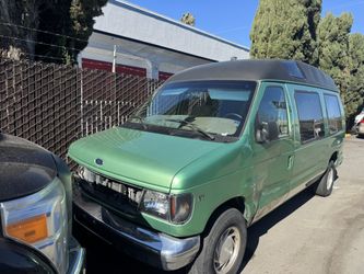 2000 Ford E150 Freee