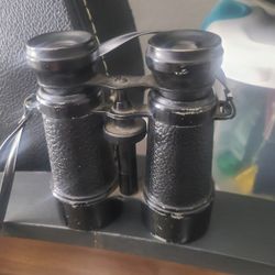 ww1 Binoculars In Decent Condition AND Sergeants Ww2 Cap In Skmmm