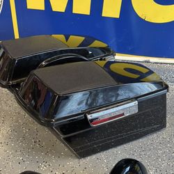 Harley Davidson Saddlebags With 6x9 Lids 96-2013
